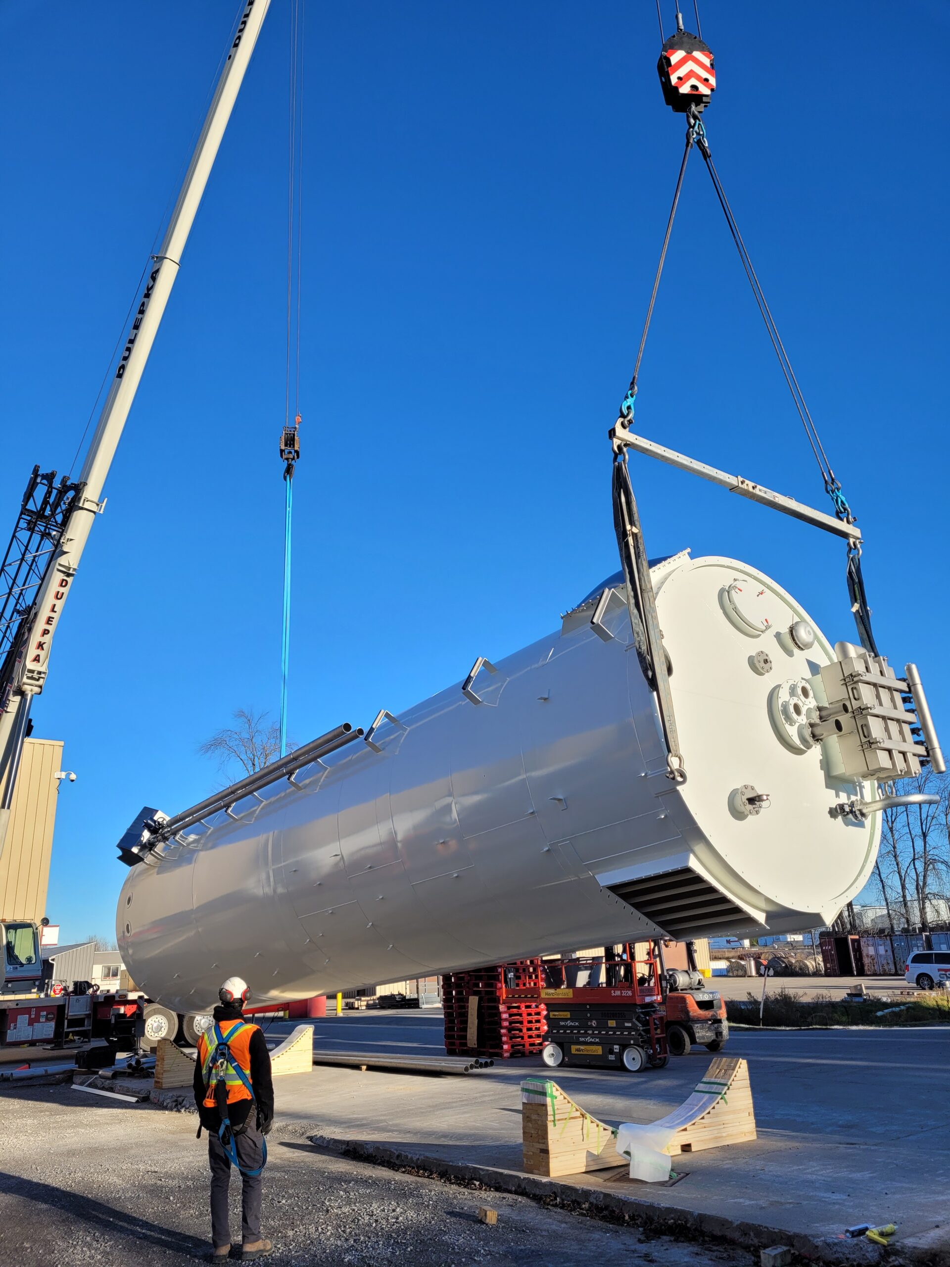 placing on temporary stands